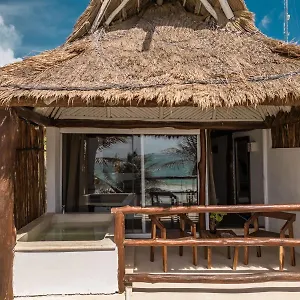 Niken Beachfront 4* Tulum